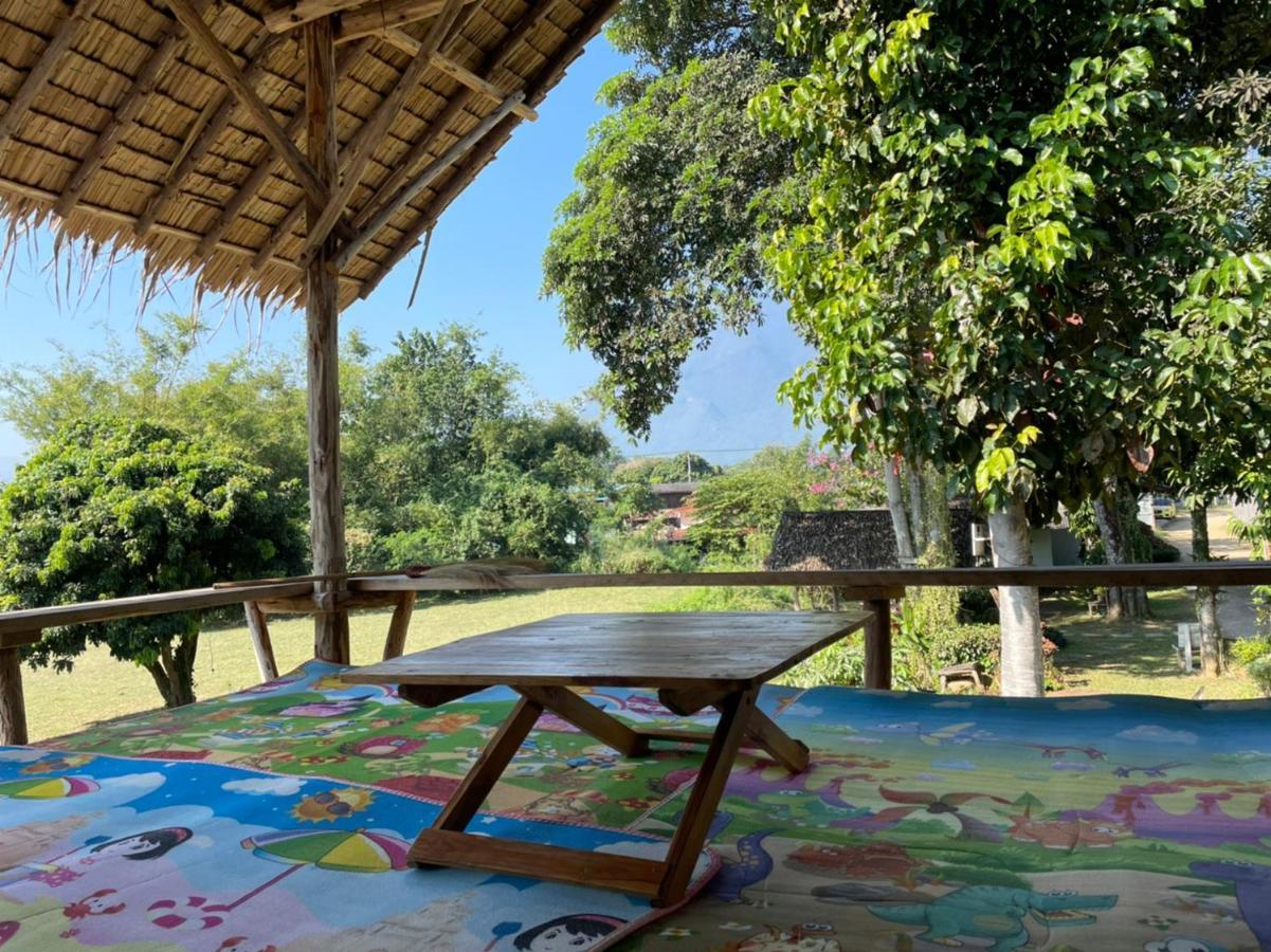 Chiang Dao Hostel Exteriör bild