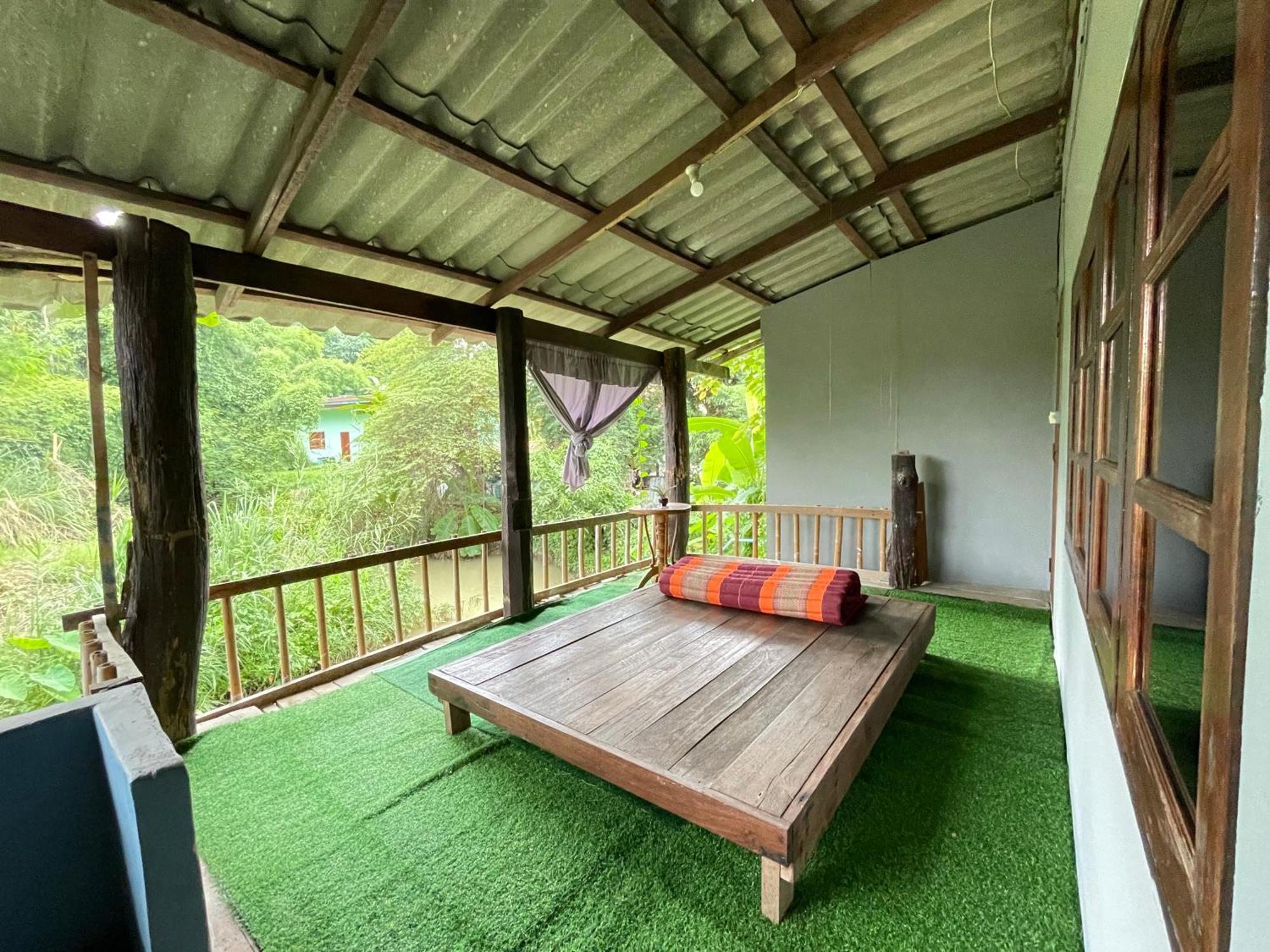 Chiang Dao Hostel Exteriör bild