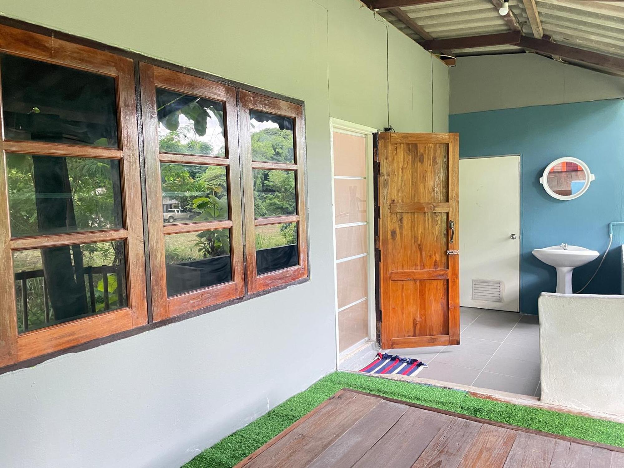 Chiang Dao Hostel Exteriör bild